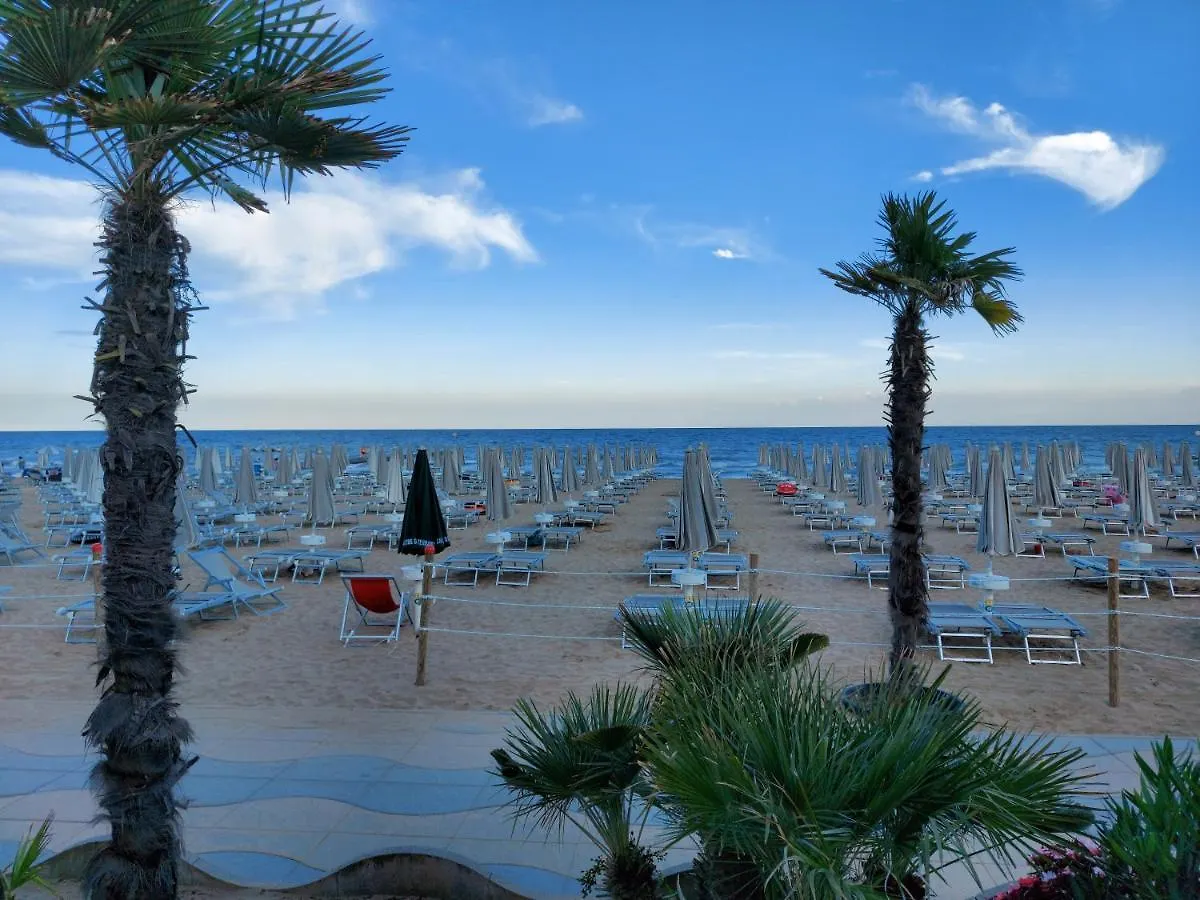 Hotel Piccadilly Lido di Jesolo 3*,  Italy