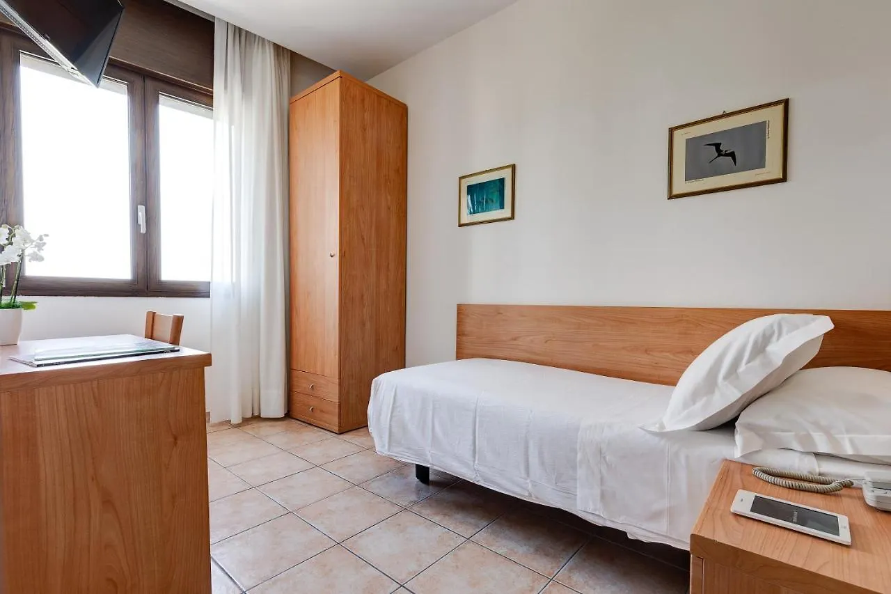 ***  Hotel Piccadilly Lido di Jesolo Italy